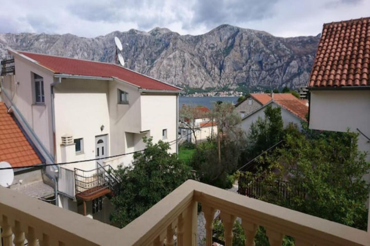 Seaside Apartments And Rooms Kotor Exterior photo